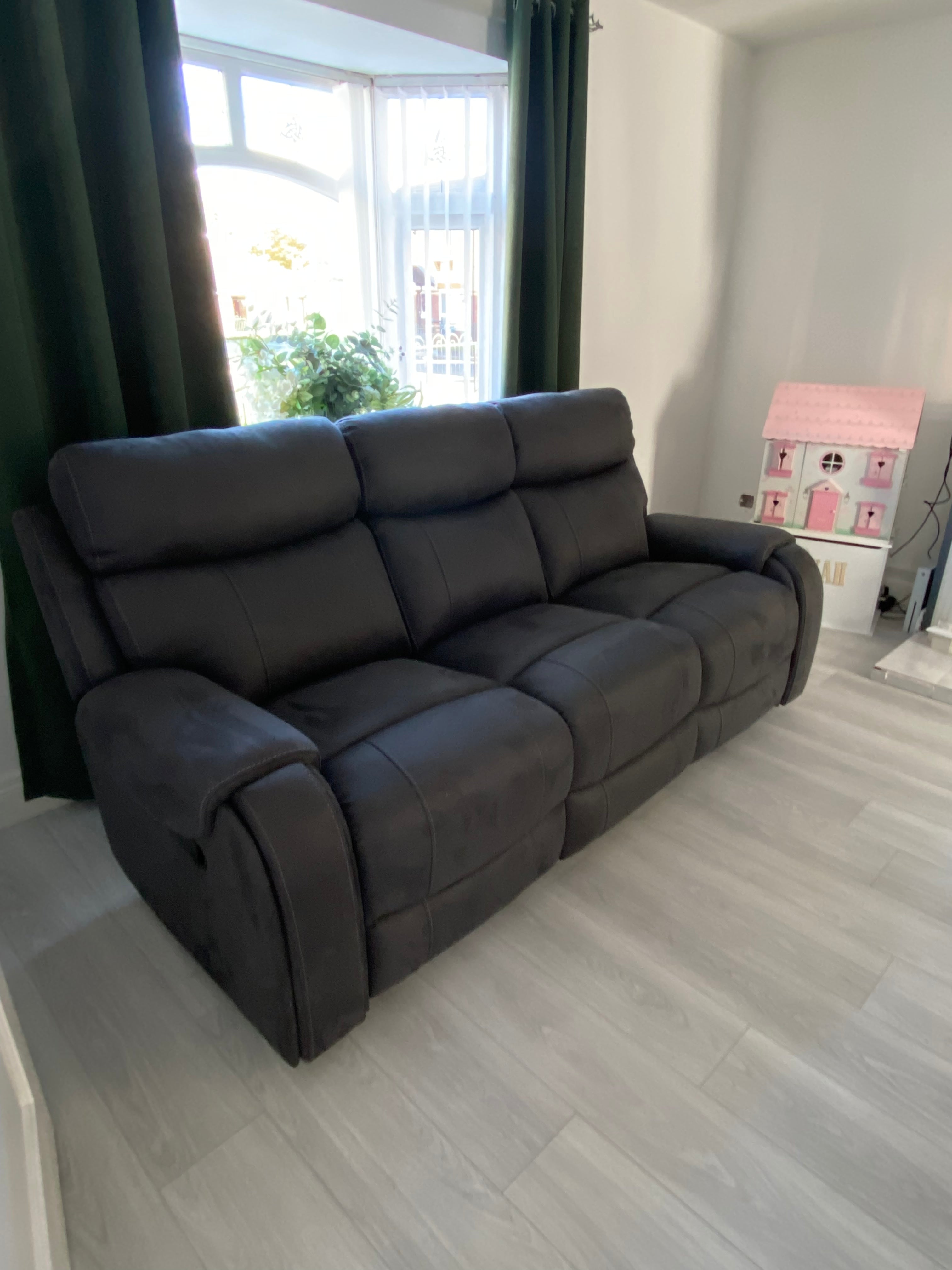 Sofas Wholesale beds direct